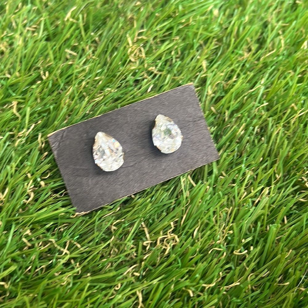 Diamond Stud Tint Earrings - BEAUTIFUL STUD EARRINGS Brand New - Silver Backing
